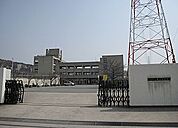高砂市立竜山中学校（867m）