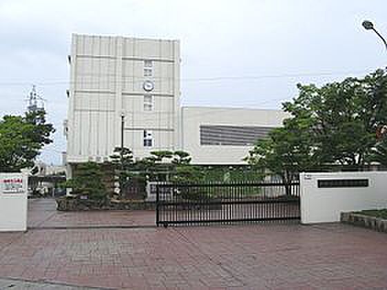 画像19:兵庫県立高砂高校（2151m）