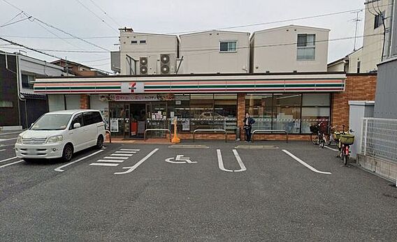 セブンイレブン...
