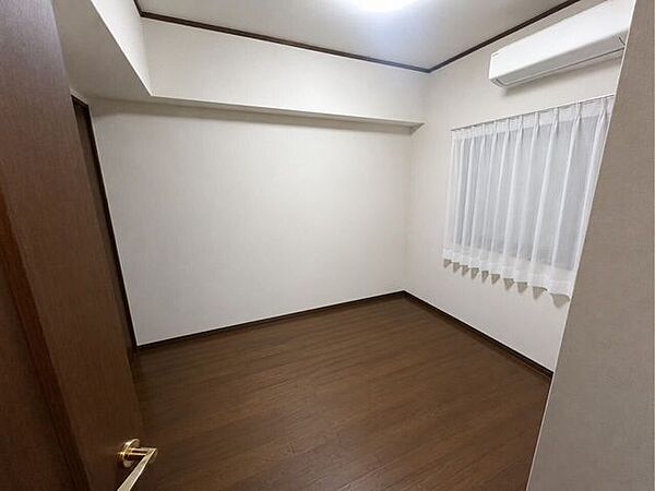洋室を拡大表示