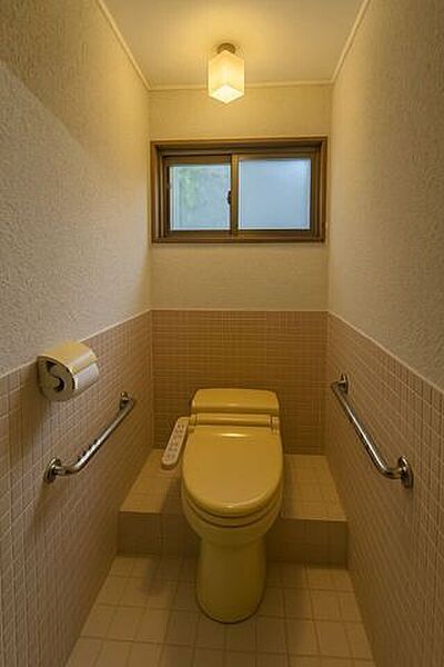 トイレを拡大表示
