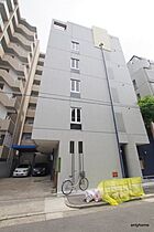 ウェーブイン中津  ｜ 大阪府大阪市北区中津6丁目（賃貸マンション1R・3階・30.00㎡） その1