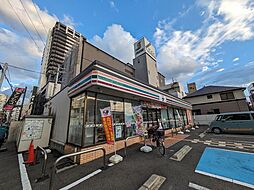 セブンイレブン和歌山友田町4丁目店 240m