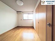 2階洋室も収納バッチリ