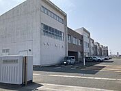 下関市立川中中学校 徒歩8分。 610m