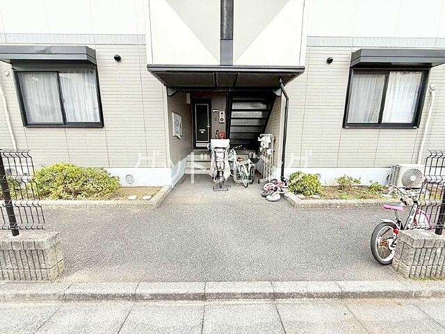 5 / 11