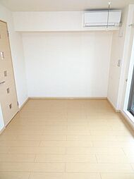 グラン・レジデンス 201 2階1Kのリビング/ダイニング