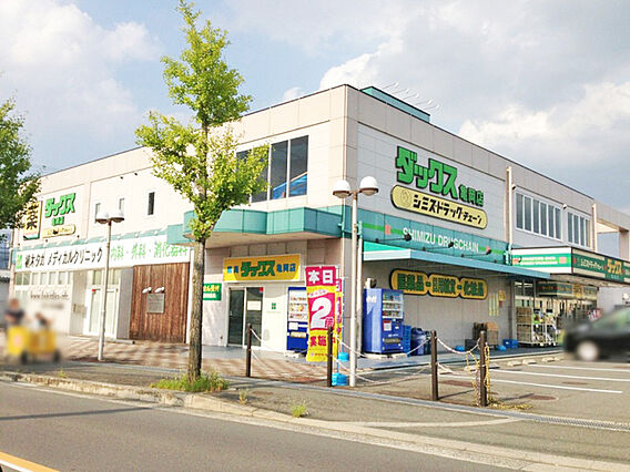 ダックス亀岡大...