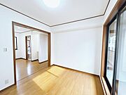 【内外装リフォーム済み】
