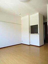 ポラリス　Ａ棟 102 1階ワンルームのリビング/ダイニング