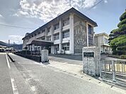山口市立平川小学校(2、084m)