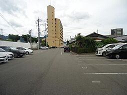 4 / 5