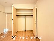 使いやすく美しい収納で、心地よい暮らしをお約束します。スタイリッシュな収納で、美しく整頓されたライフスタイルを。