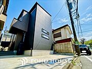 住まいが放つ、洗練された存在感。外観が映し出す、新しい生活の幕開け。