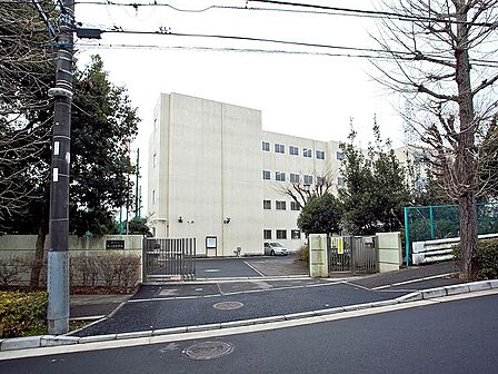 横浜市立美しが丘中学校 距離約1100m