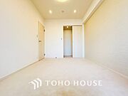 広々としたお部屋は、インテリアを考える楽しみもありますね。