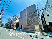住まいが放つ、洗練された存在感。外観が映し出す、新しい生活の幕開け。