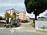 周辺：調布市立神代中学校 距離約700m