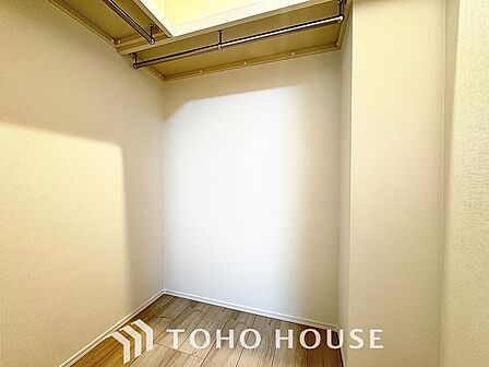 使いやすく美しい収納で、心地よい暮らしをお約束します。スタイリッシュな収納で、美しく整頓されたライフスタイルを。