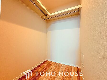 使いやすく美しい収納で、心地よい暮らしをお約束します。スタイリッシュな収納で、美しく整頓されたライフスタイルを。