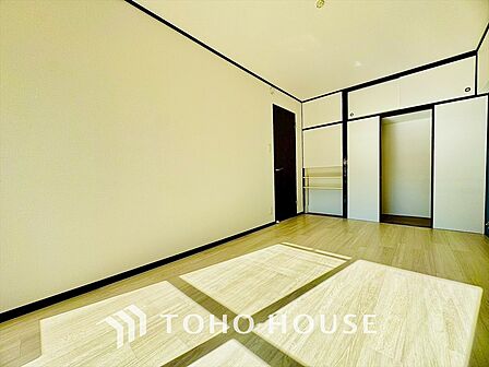 広々としたお部屋は、インテリアを考える楽しみもありますね。