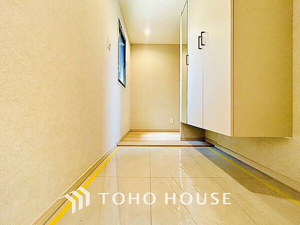 玄関を拡大表示