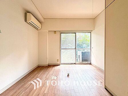 広々としたお部屋は、インテリアを考える楽しみもありますね。