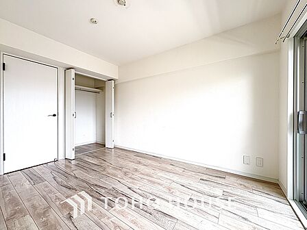 広々としたお部屋は、インテリアを考える楽しみもありますね。