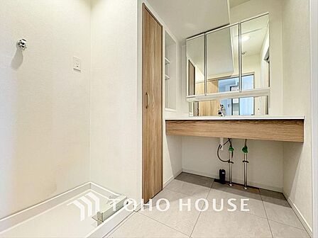 スタイリッシュで機能的、清潔感と快適さが共演する空間。
