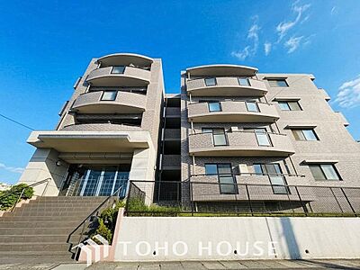 外観:住まいの誇り、その表情。外観が創り出す、特別な居場所。 外観:住まいの誇り、その表情。外観が創り出す、特別な居場所。