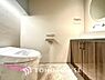 トイレ：清潔感と快適性を兼ね備えた、心地よいトイレ空間。清潔さと快適さを備えたちょうどよいスペース。
