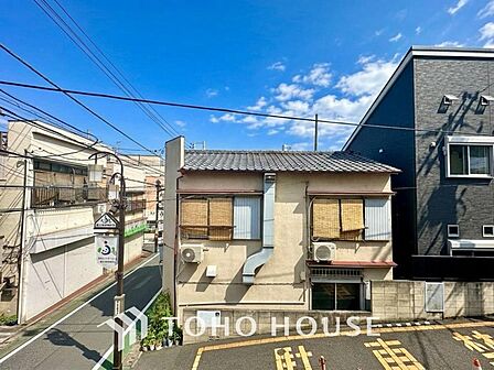 その豊かな眺望にふさわしい空間には、通風・採光にも優れ、心地よい光と風があふれています。