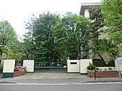 川崎市立南生田中学校 距離約1300m