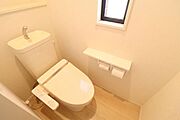 ＊1階トイレ＊※家具削除加工を行っており、写真はイメージです※