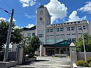 四日市市立中部中学校 600m