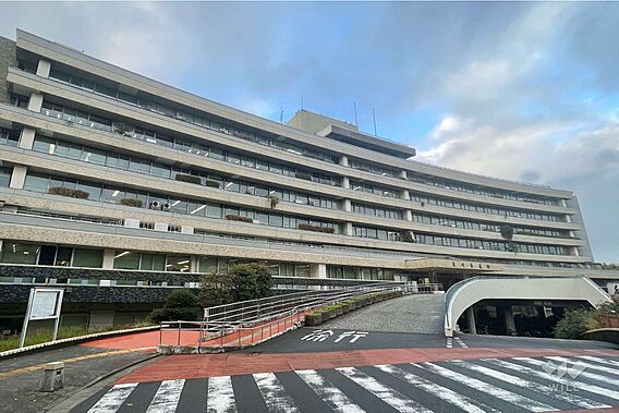 荒川区役所の外...