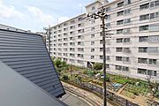バルコニーからの眺め（南西方向）［2026年4月9日撮影］