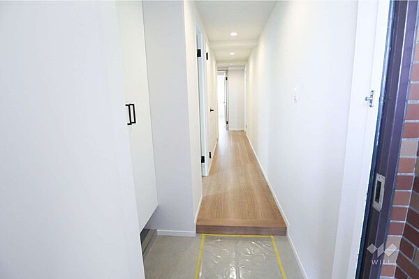 玄関を拡大表示