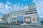 ヨークフーズ(梅島店)の外観