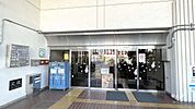 竹の塚図書館の外観