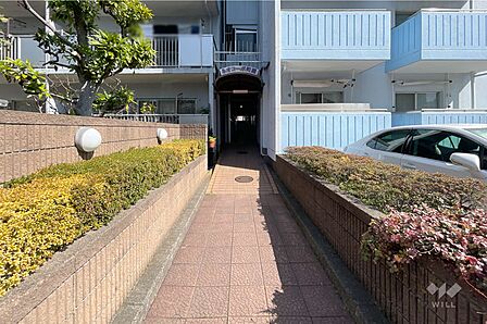 敷地入り口