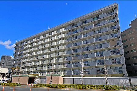 関屋ステーションハイツの外観(南東側から)