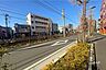 その他：敷地南側の前面道路（東側から）