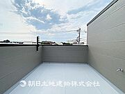 14平米、人気のスカイバルコニー。