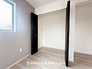 部屋ごとに設けた収納は住みやすさへのこだわり