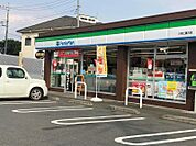 ファミリーマート入間上藤沢店 619m
