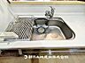 設備：浄水器一体型蛇口付きのキッチンです。（AI加工で各アイテムは消しています）
