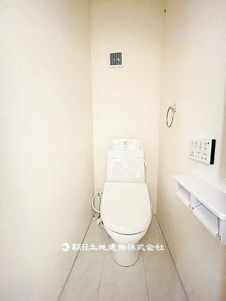 トイレを拡大表示