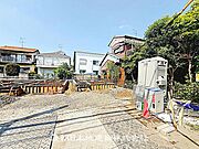 現在建築中の現場で工事進行中です。現地写真（2026年5月15日撮影）をご覧ください。