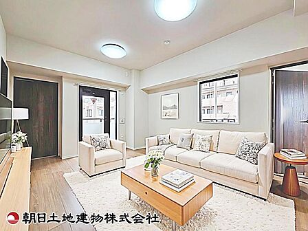 【リビング】コンパクトで使いやすいリビングです。家具配置がしやすく、無駄のない空間設計で一人暮らしにちょうど良い広さです。